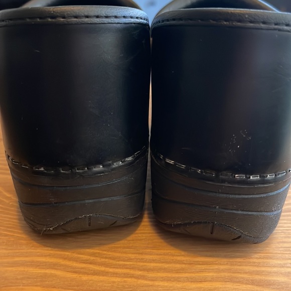 Dansko XP 2.0 matte black clogs-size 39 - Picture 5 of 7
